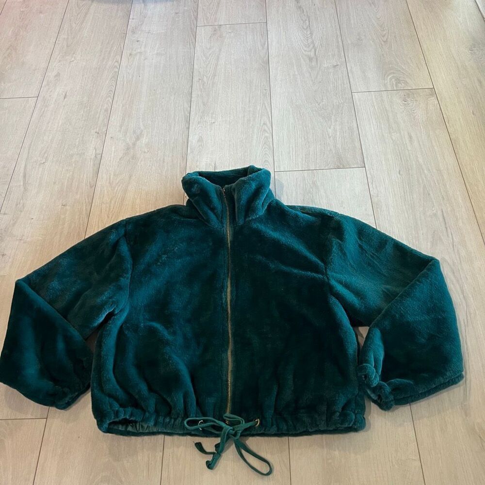 Sans Souci Green Faux Fur bomber jacket size s